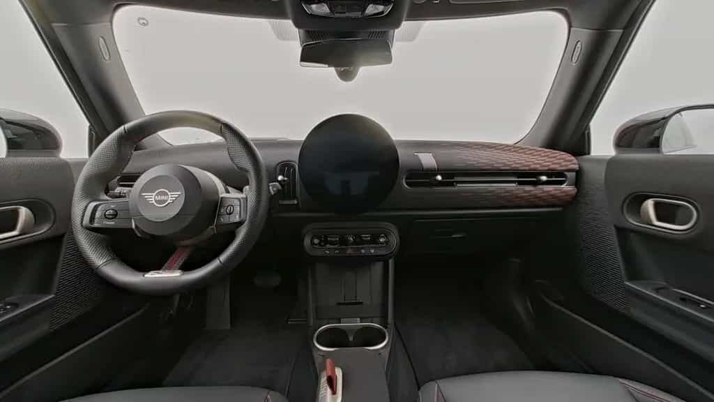 MINI Cooper C 02/2025-photo-11