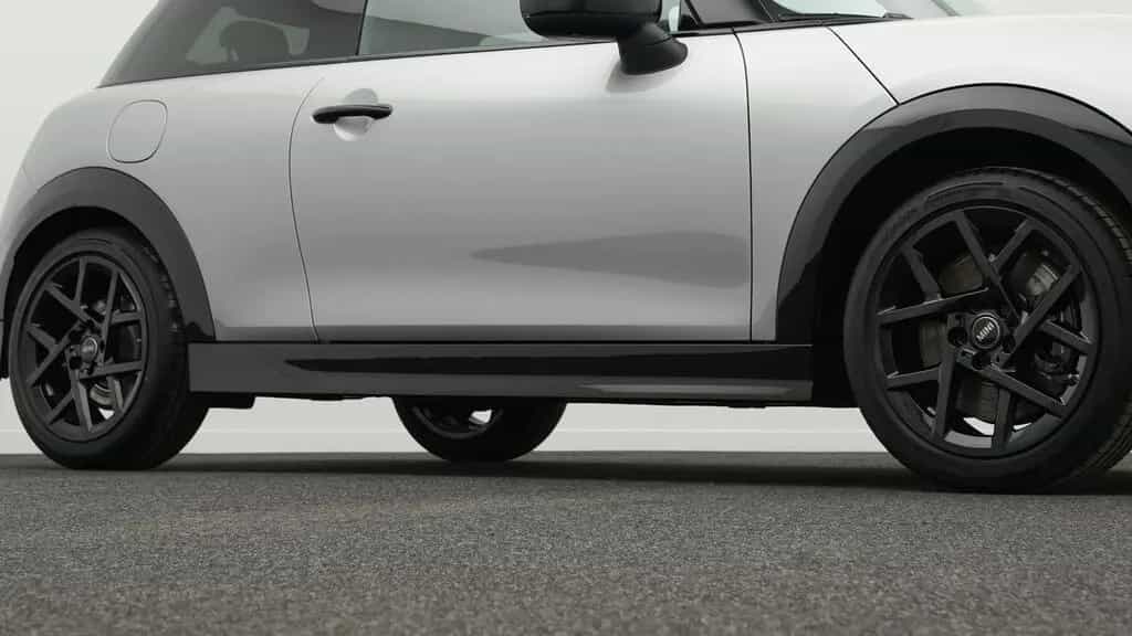 MINI Cooper C 02/2025-photo-23
