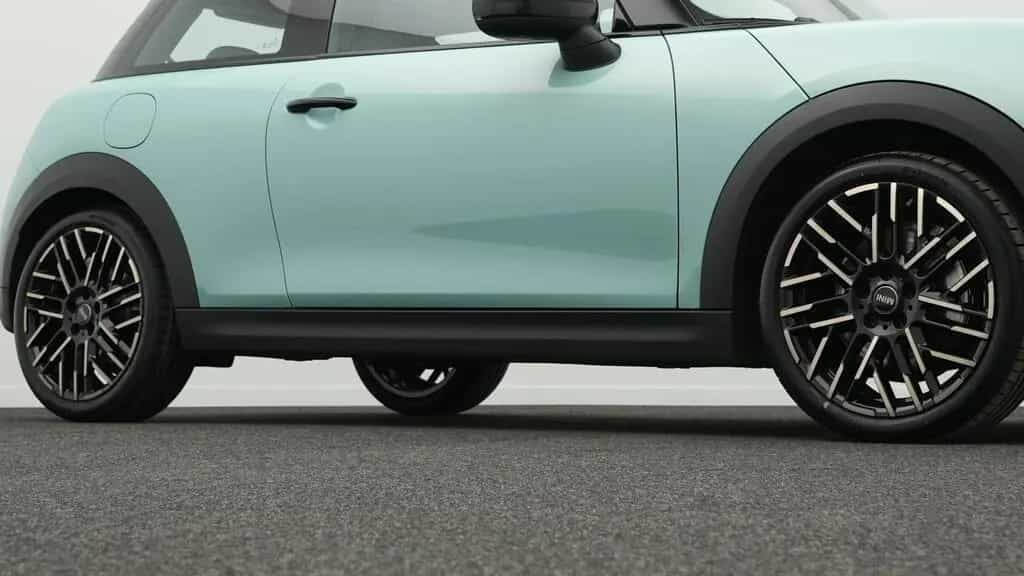MINI Cooper C 02/2025-photo-19