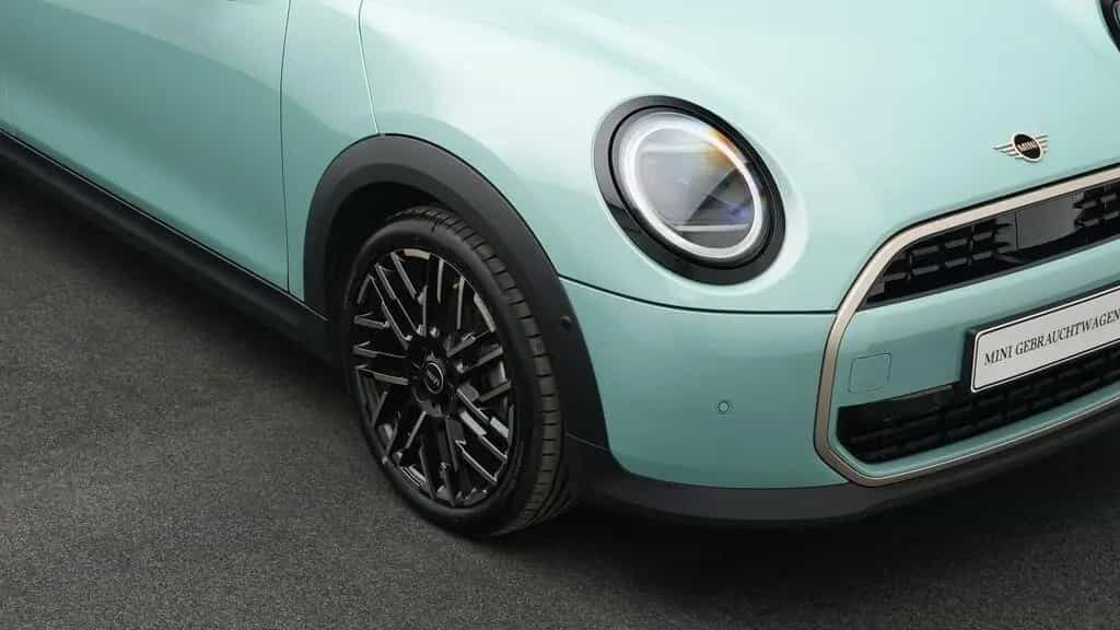 MINI Cooper C 02/2025-photo-23