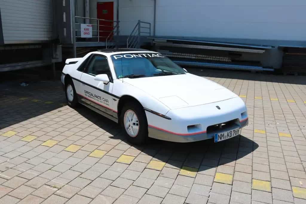 Pontiac Indy Fiero 1984 mit H-Kennzeichen 07/1984-photo-0