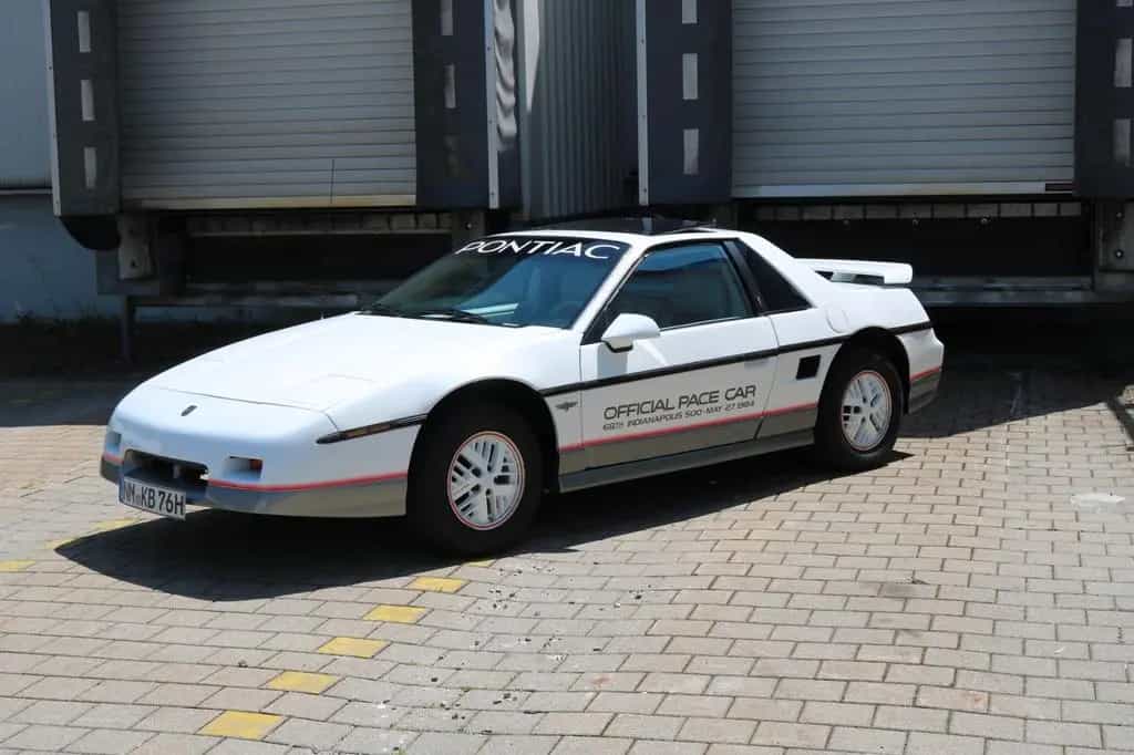 Pontiac Indy Fiero 1984 mit H-Kennzeichen 07/1984-photo-3
