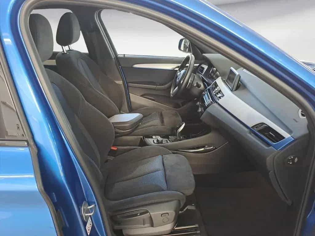 BMW X1 sDrive20i M Sport Steptronic DCT Panorama PDC 06/2018-photo-8