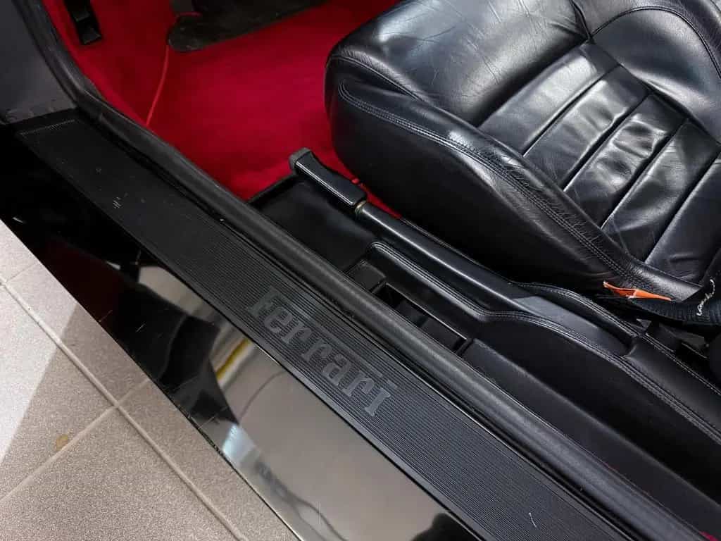 Ferrari 348 TB Original Factory Paint ! 21.987km ! 04/1990-photo-31
