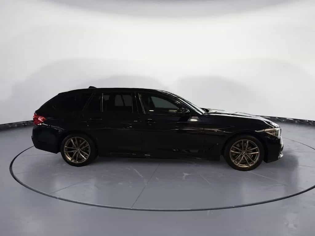 BMW 5 Series 520d xDrive Touring M Sport AHK Head-Up 03/2021-photo-5