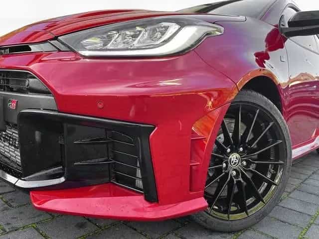 Toyota Yaris GR 1.6 Automatik Facelift +Allrad 10/2024-photo-6