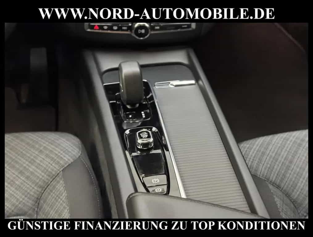 Volvo XC60 B4 D Core *LED*AHK*KAM*4xSHZ*19ZOLL* 08/2022-photo-18