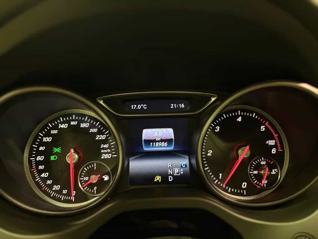 Mercedes-Benz CLA-Class | LED | Pano | Automatik 09/2017-photo-15