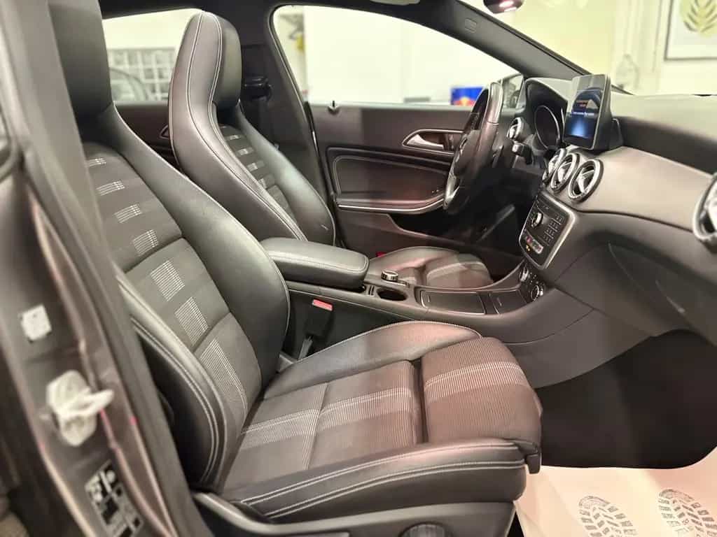 Mercedes-Benz CLA-Class | LED | Pano | Automatik 09/2017-photo-27