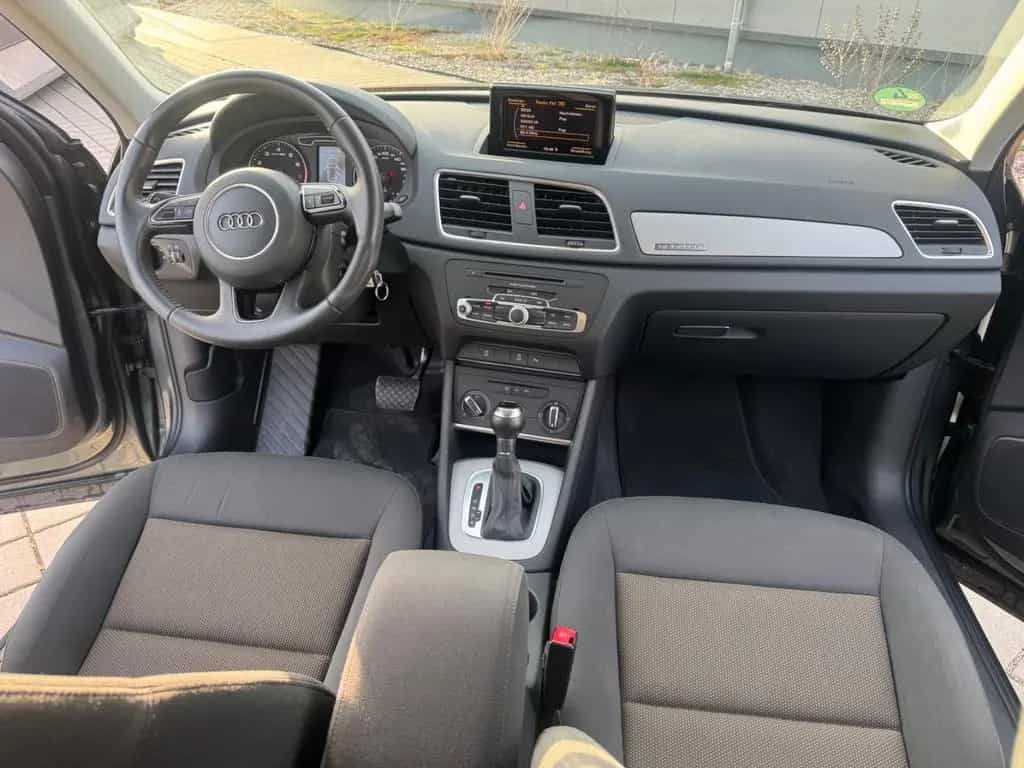 Audi Q3 2.0 TFSI quattro 11/2012-photo-15