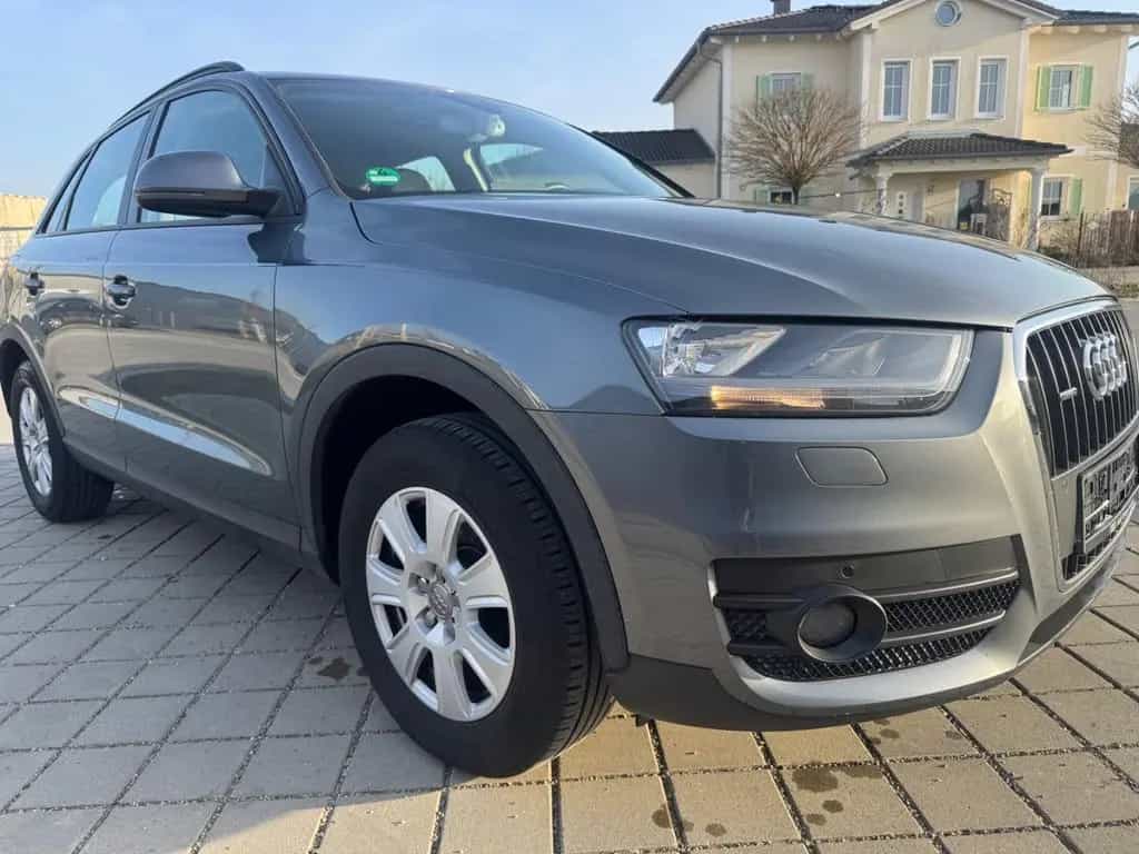 Audi Q3 2.0 TFSI quattro 11/2012-photo-2