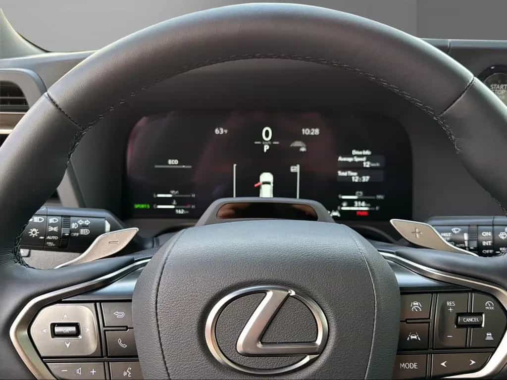 Lexus GX 550 Luxury+ V6 349 PS 4x4 AVS Mark Lev HUD Pano 360° null-photo-18