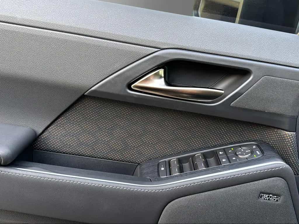 Lexus GX 550 Luxury+ V6 349 PS 4x4 AVS Mark Lev HUD Pano 360° null-photo-20