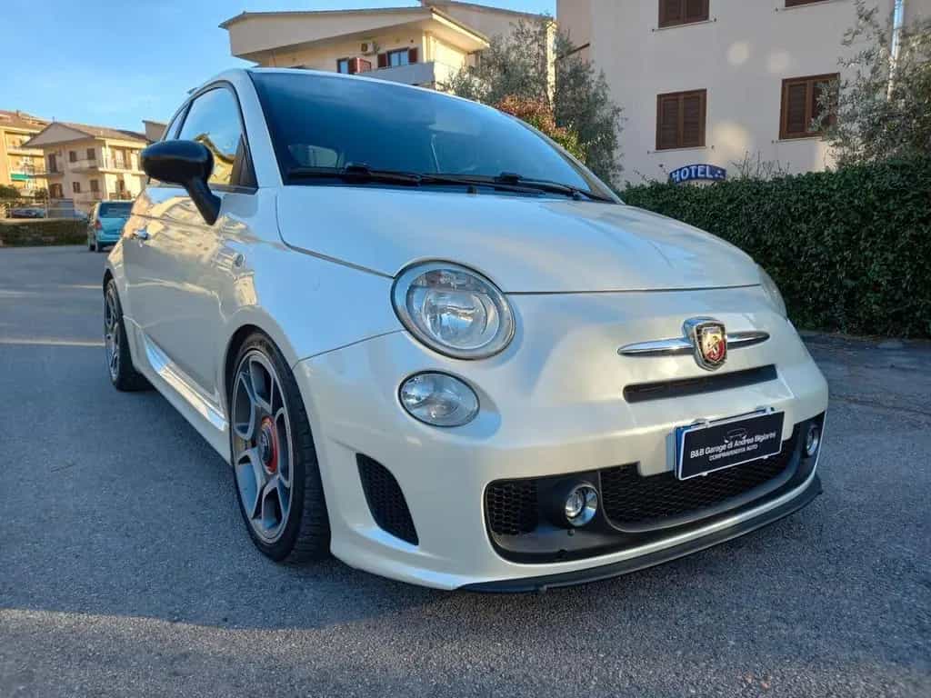 Abarth 500 1.4 Turbo T-Jet 07/2008-photo-3