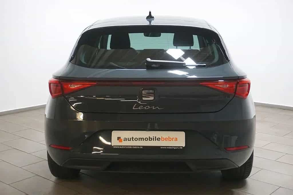 Seat Leon 1.5 eTSI DSG Style Virtual 5 Jahre Garantie 02/2025-photo-4
