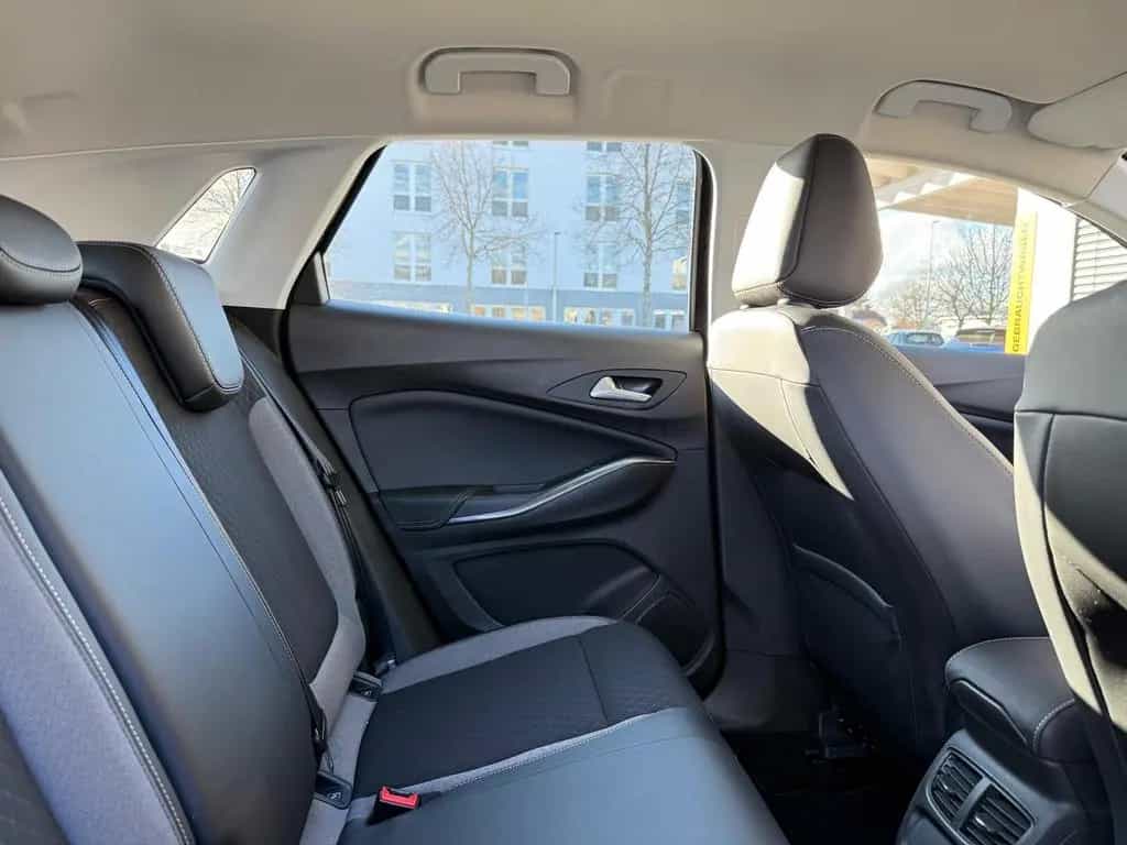 Opel Grandland X 1.5 D Elegance Automatik *Navi 04/2021-photo-14