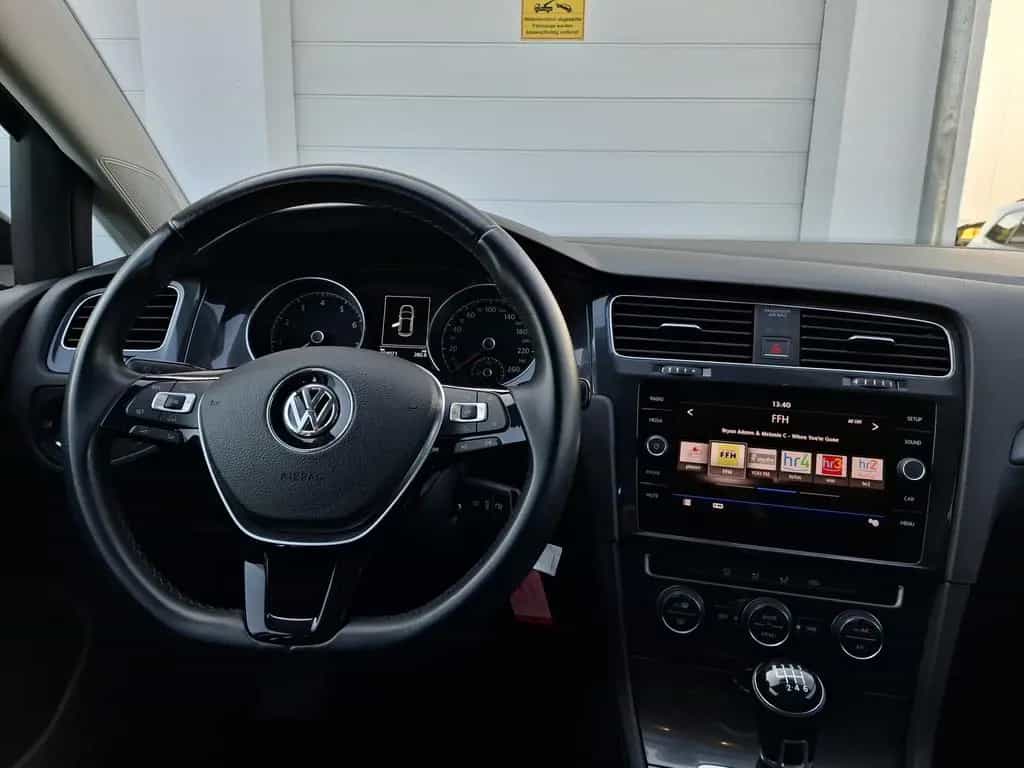 Volkswagen Golf 1.4 TSI R-Line Comfortline LED*PDC*TEMP*17" 09/2017-photo-15