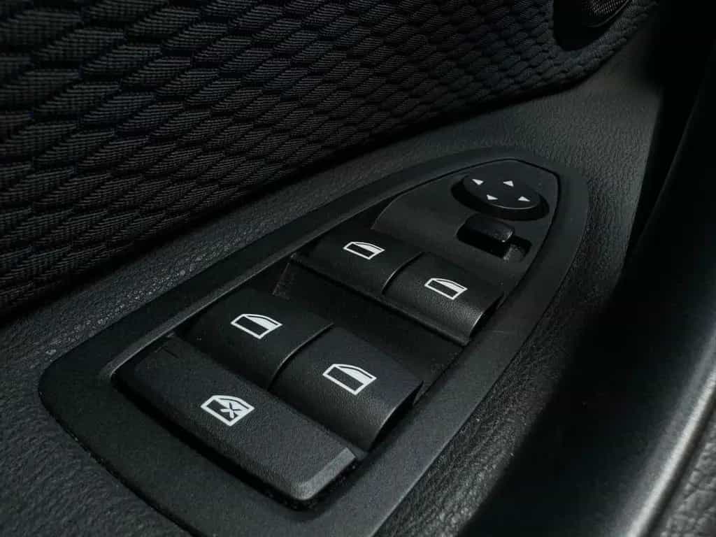 BMW X1 xDrive 20i M Sport AHK°ACC°ALCANTARA°KAMERA 01/2017-photo-21