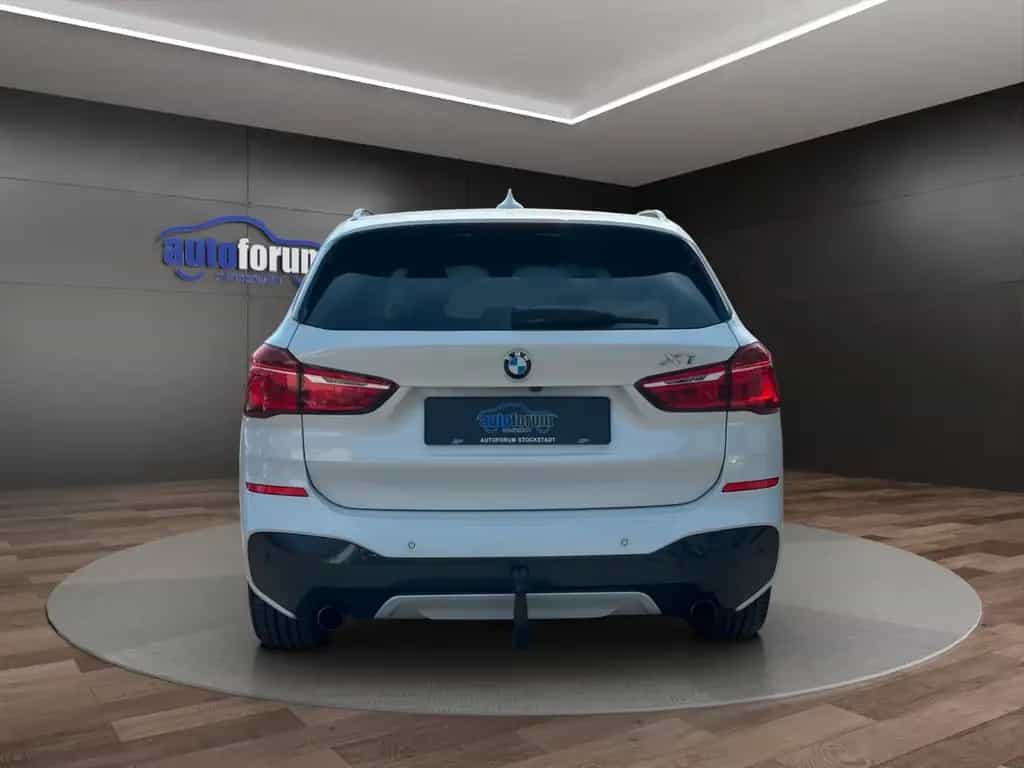 BMW X1 xDrive 20i M Sport AHK°ACC°ALCANTARA°KAMERA 01/2017-photo-4