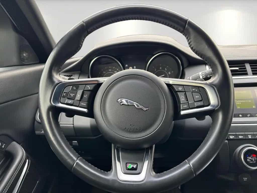 Jaguar E-Pace P200 R-Dynamic S AWD OPF LED Kamera Navi 01/2020-photo-8