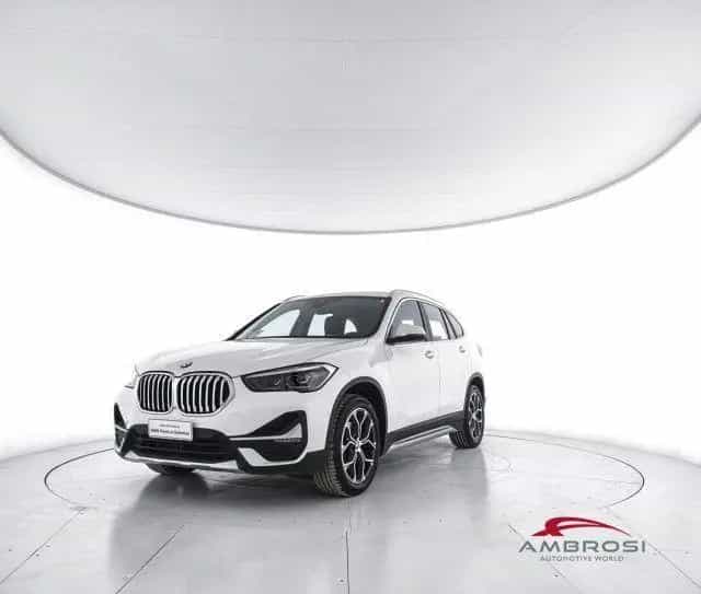 BMW X1 sDrive18d xLine 02/2022-photo-0