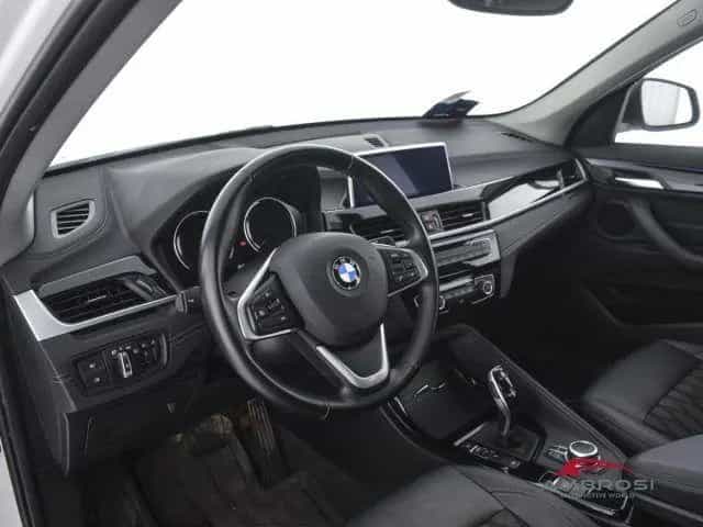 BMW X1 sDrive18d xLine 02/2022-photo-7