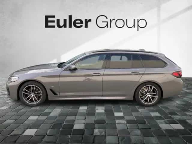 BMW 5 Series 520 d Touring Sportpaket Luftfederung Navi Digit 12/2020-photo-1