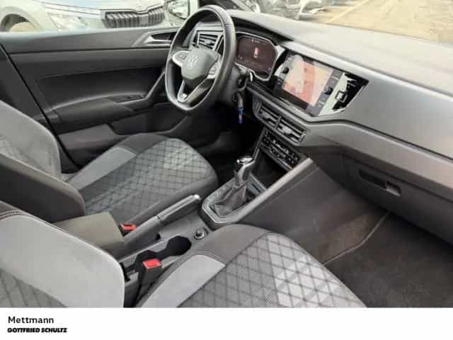Volkswagen Polo 1.0 TSI R-Line DSG LED NAVI PANO KAMERA SHZ 01/2023-photo-17