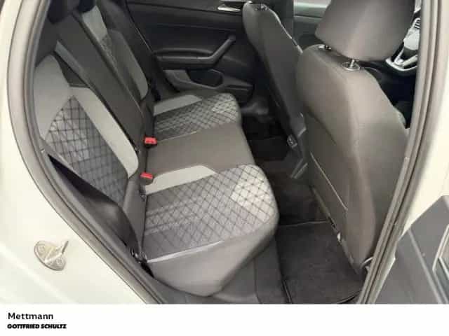 Volkswagen Polo 1.0 TSI R-Line DSG LED NAVI PANO KAMERA SHZ 01/2023-photo-6