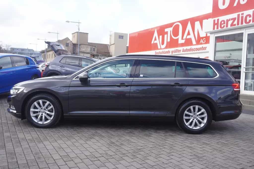 Volkswagen Passat Variant 2.0 TDI Comfortline ACC LED AHK 12/2017-photo-2