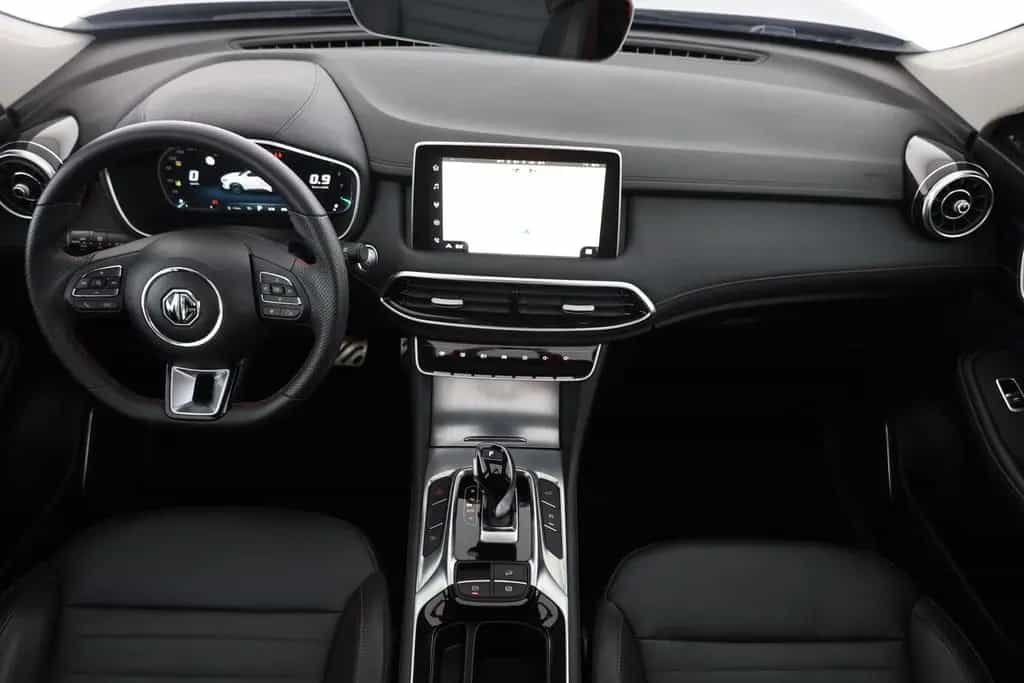 MG HS 1.5 T-GDI Luxury Aut. LED ACC Navi 360° Pano 03/2024-photo-8