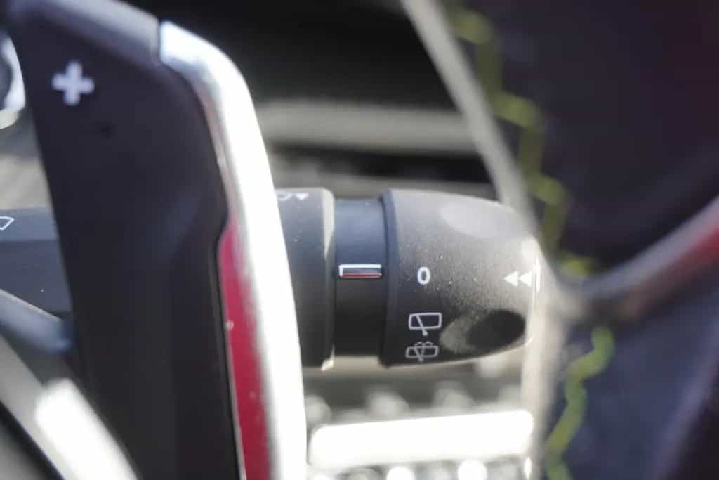 Peugeot 2008 1.2 PureTech GT LED Kamera Sitzheizung 03/2023-photo-18
