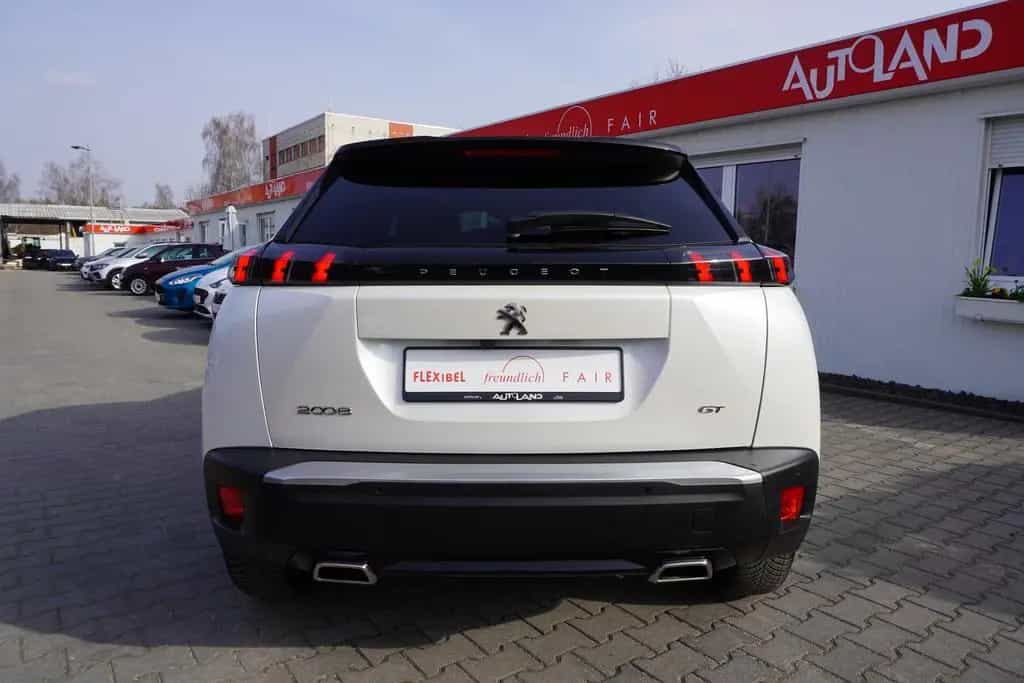 Peugeot 2008 1.2 PureTech GT LED Kamera Sitzheizung 03/2023-photo-3