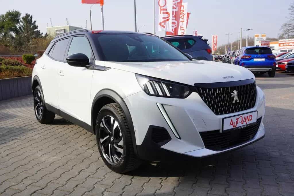 Peugeot 2008 1.2 PureTech GT LED Kamera Sitzheizung 03/2023-photo-5