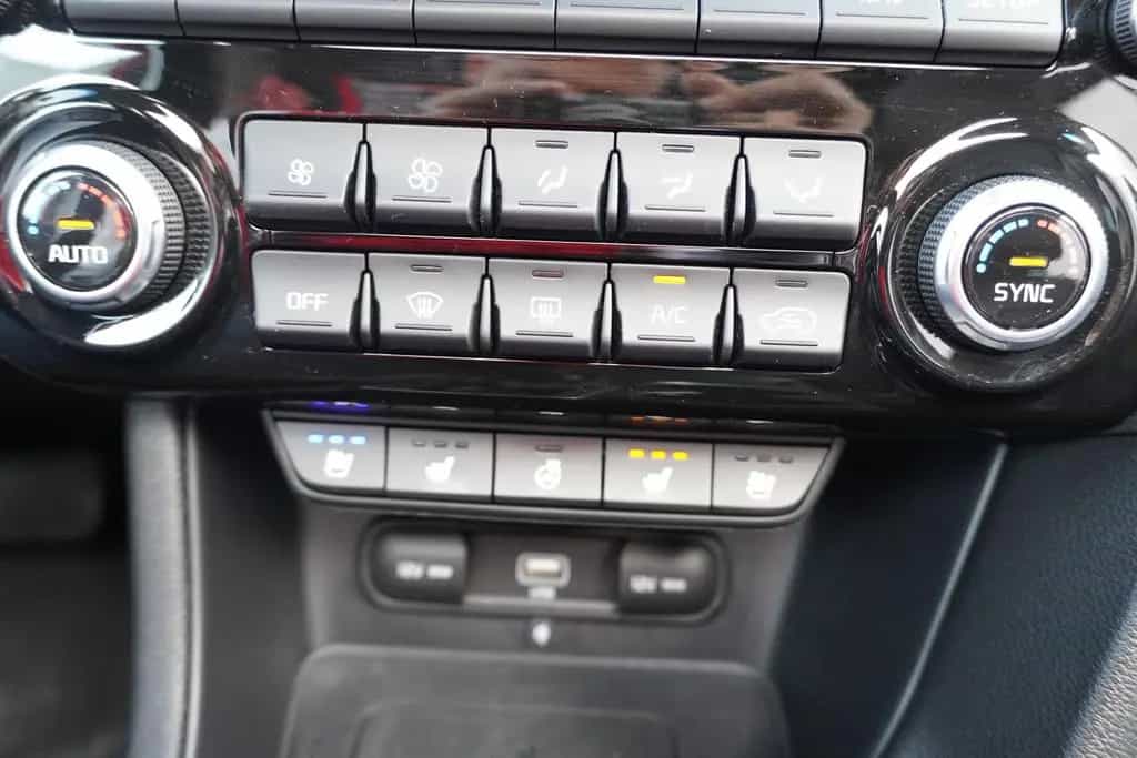Kia Sportage 2.0 CRDi Platinum Edition 4WD Aut. LED 12/2019-photo-33