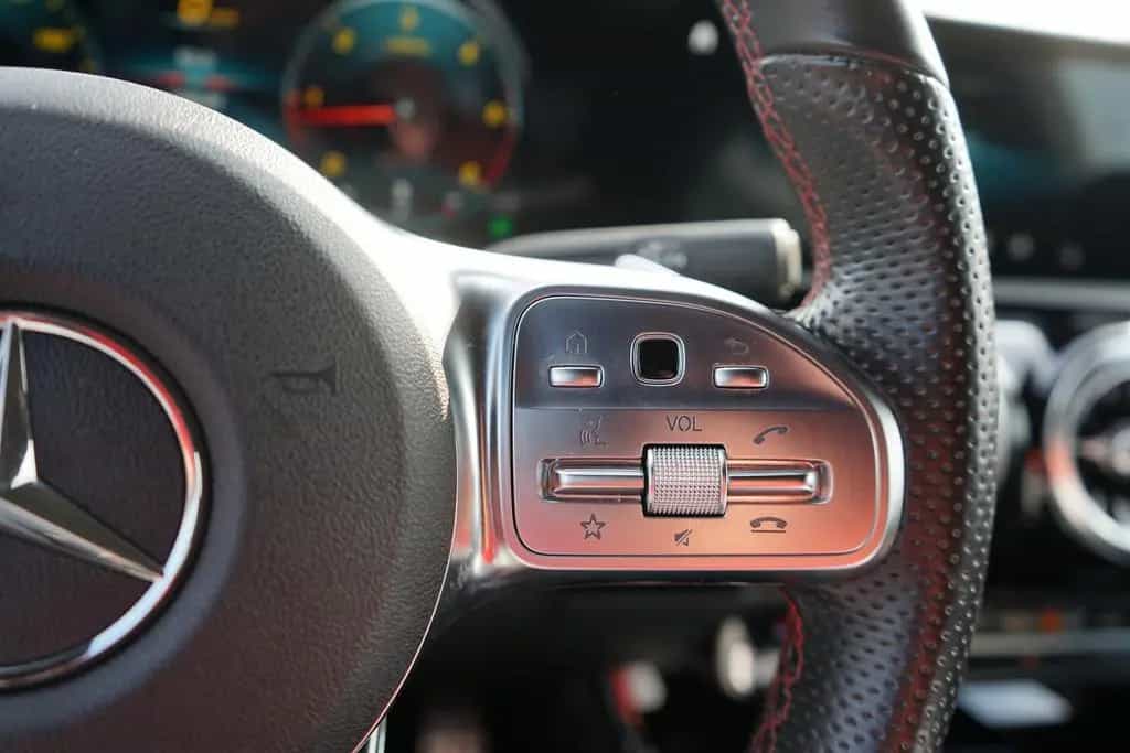 Mercedes-Benz CLA 220 CLA SB 220 d AMG Line MBUX LED ACC Navi Kamera 09/2019-photo-24