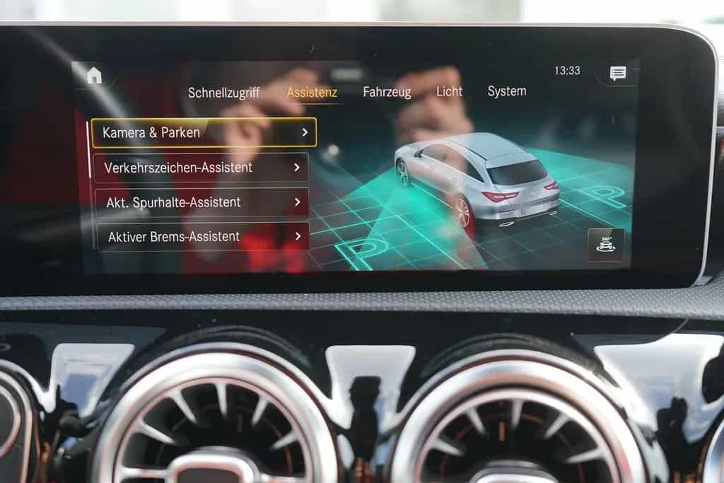 Mercedes-Benz CLA 220 CLA SB 220 d AMG Line MBUX LED ACC Navi Kamera 09/2019-photo-30