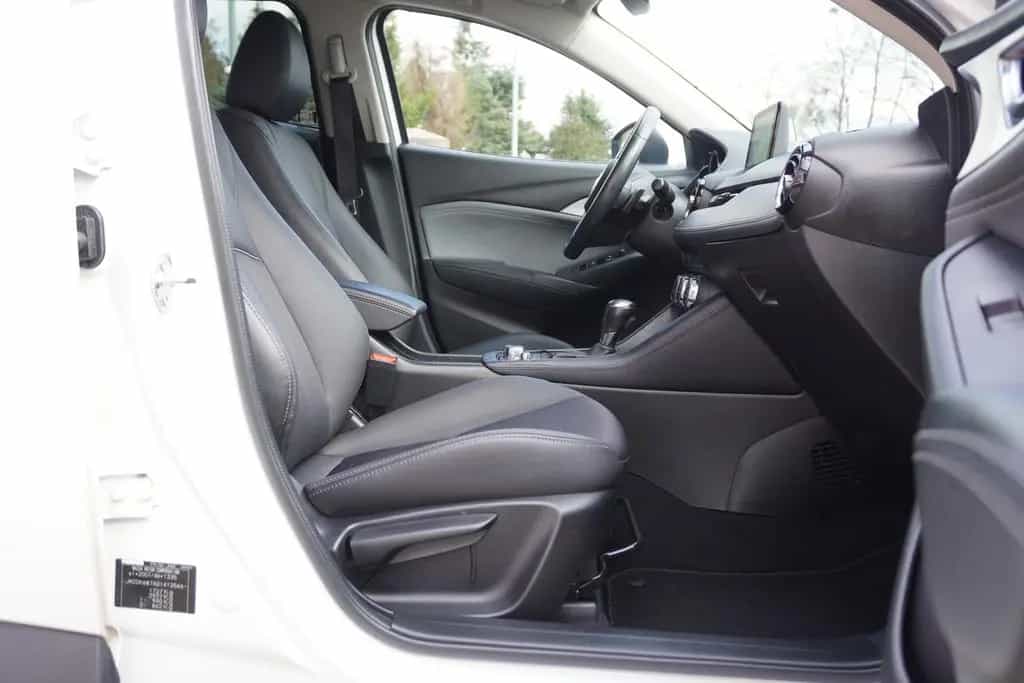 Mazda CX-3 2.0 SKYACTIV-G Sports-Line LED Navi ACC DAB 10/2018-photo-35