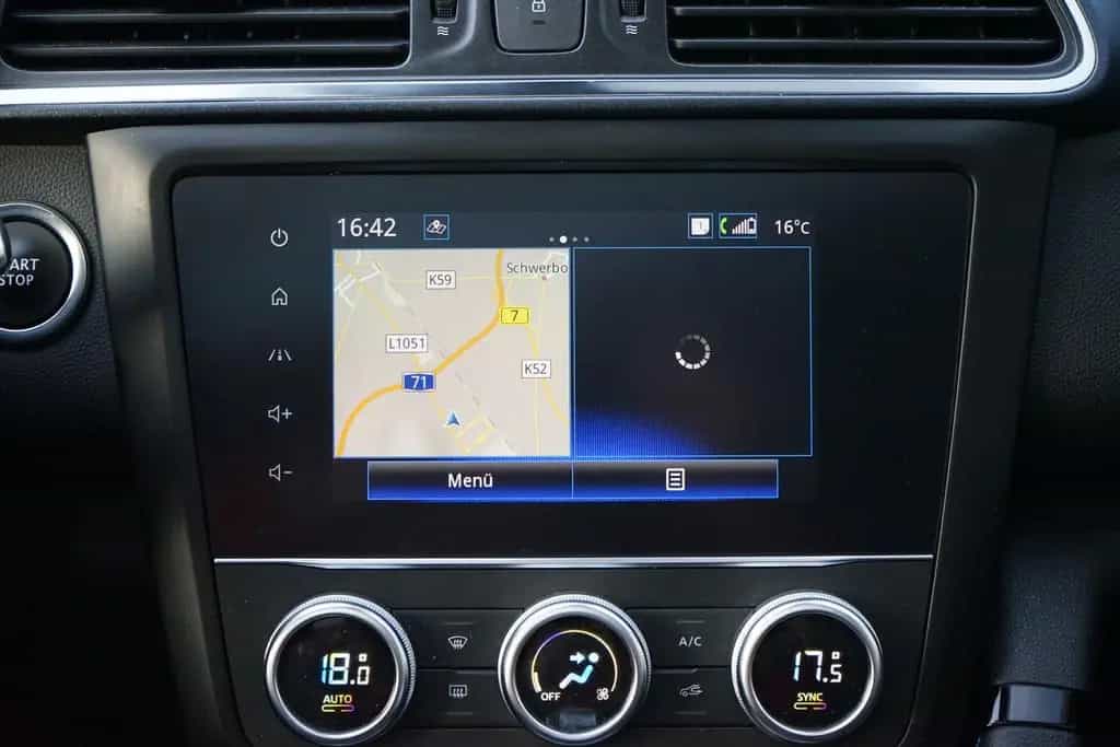 Renault Kadjar 1.3 TCE LED Navi Panorama Kamera Tempomat 01/2021-photo-14