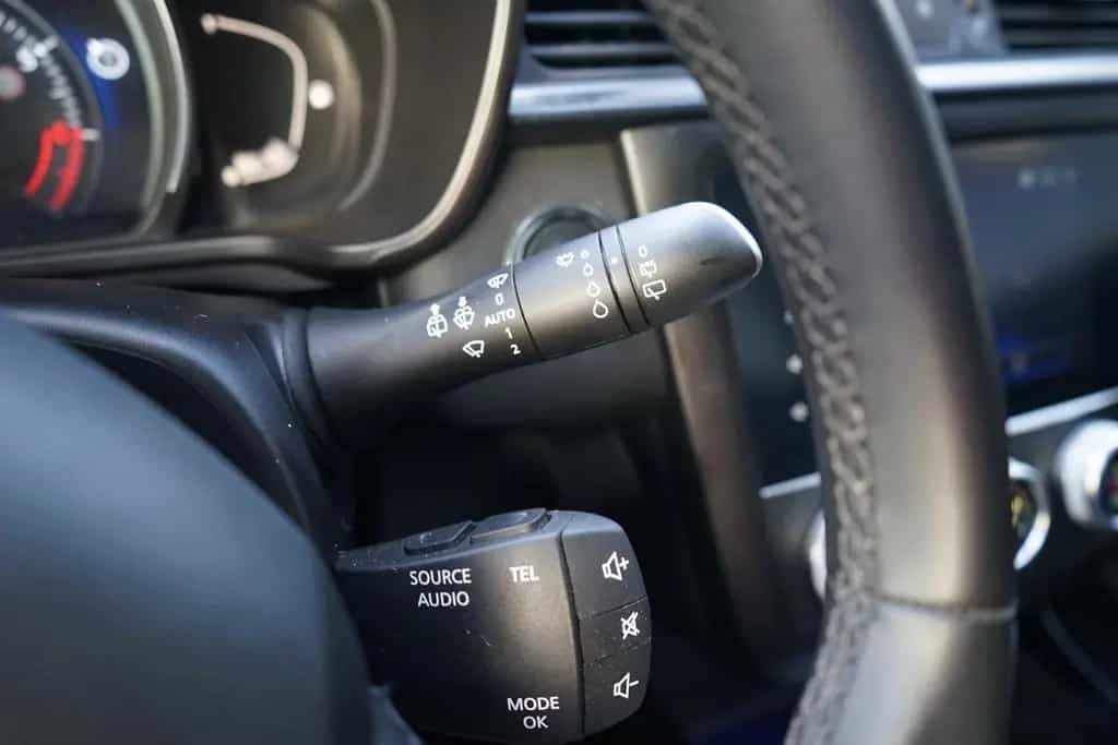 Renault Kadjar 1.3 TCE LED Navi Panorama Kamera Tempomat 01/2021-photo-17