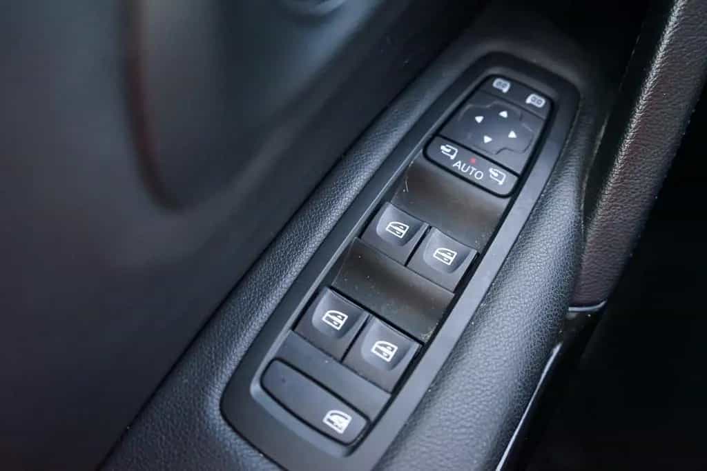 Renault Kadjar 1.3 TCE LED Navi Panorama Kamera Tempomat 01/2021-photo-21