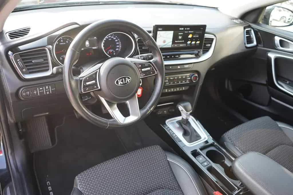 Kia XCeed 1.4 T-GDI JBL Edition LED Navi Sitzheizung 09/2020-photo-10
