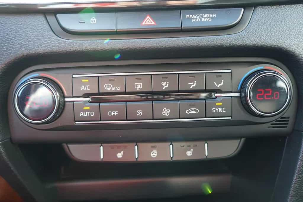 Kia XCeed 1.4 T-GDI JBL Edition LED Navi Sitzheizung 09/2020-photo-18