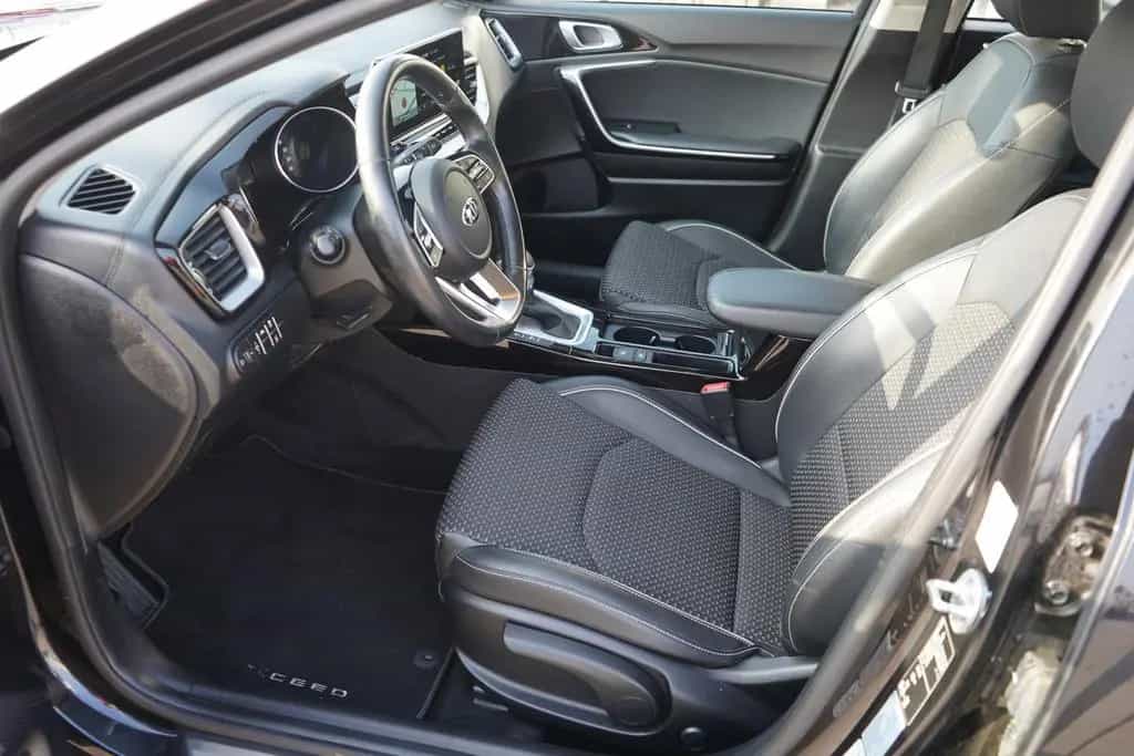 Kia XCeed 1.4 T-GDI JBL Edition LED Navi Sitzheizung 09/2020-photo-31