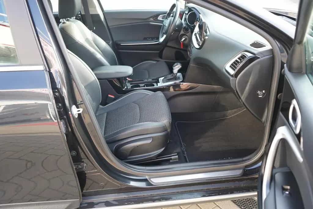 Kia XCeed 1.4 T-GDI JBL Edition LED Navi Sitzheizung 09/2020-photo-33