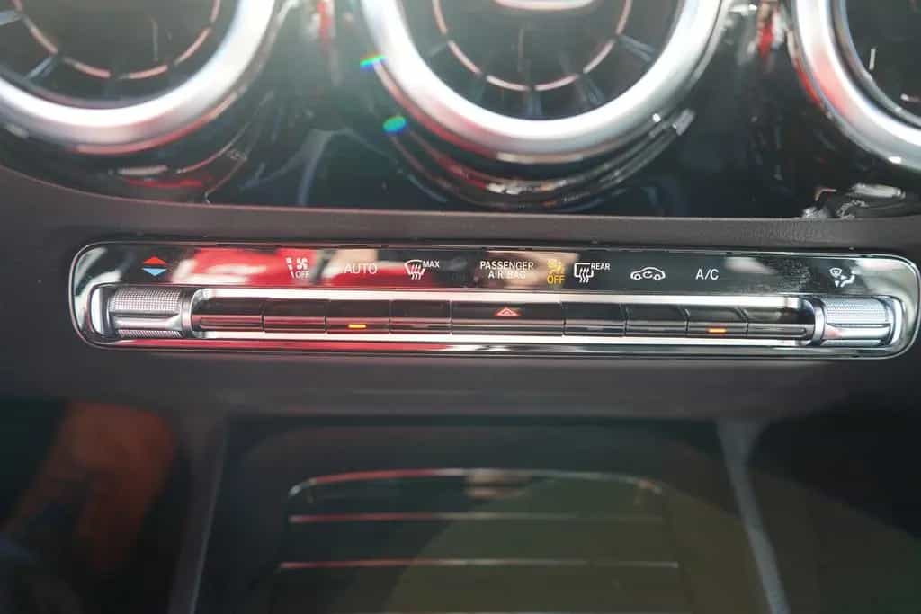 Mercedes-Benz B 180 B180 Style LED Navi Sitzheizung Totwinkel 360° 03/2020-photo-19