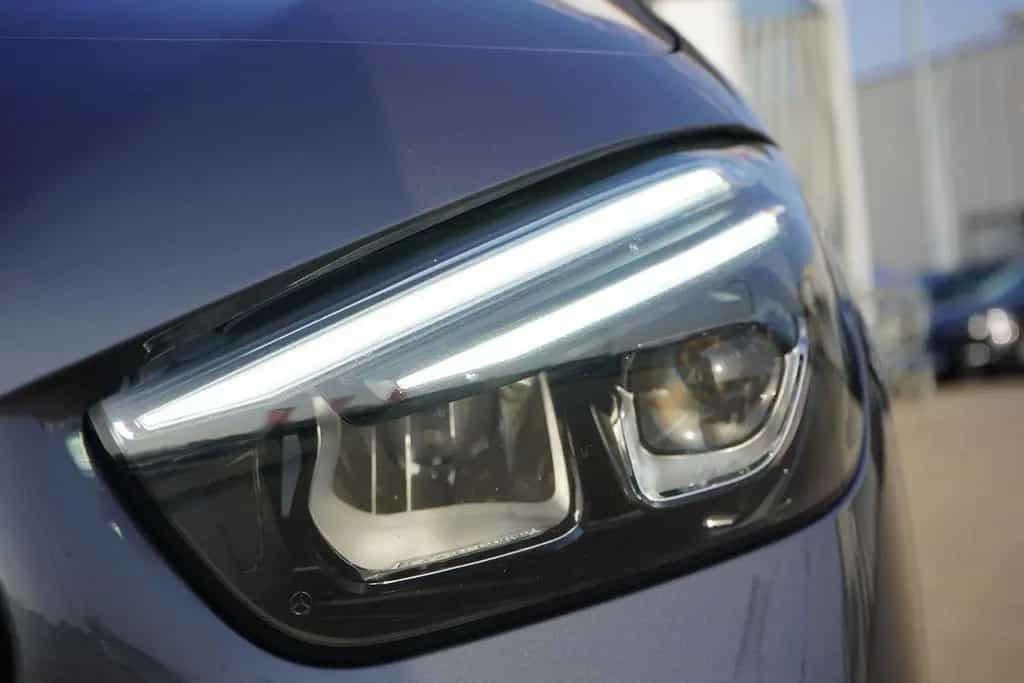 Mercedes-Benz B 180 B180 Style LED Navi Sitzheizung Totwinkel 360° 03/2020-photo-40