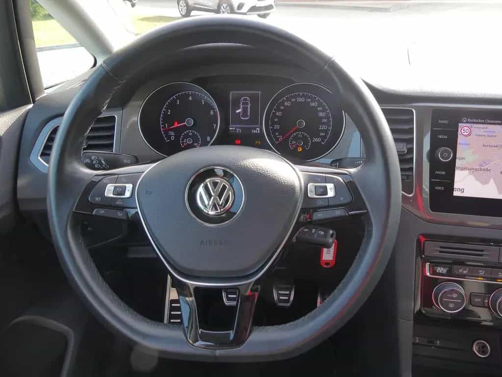 Volkswagen Golf Sportsvan 1.5 TSI LED Kamera beh. Frontsche 07/2018-photo-22