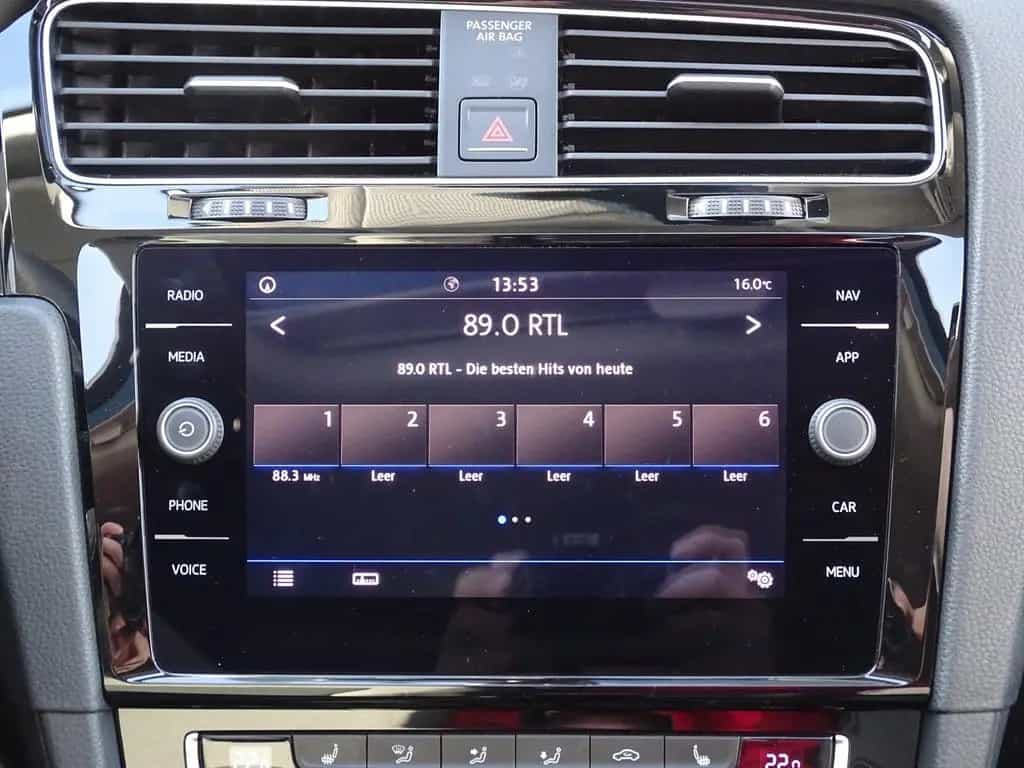 Volkswagen Golf VII 1.4 TSI Highline LED Navi Panorama PDC 05/2018-photo-12