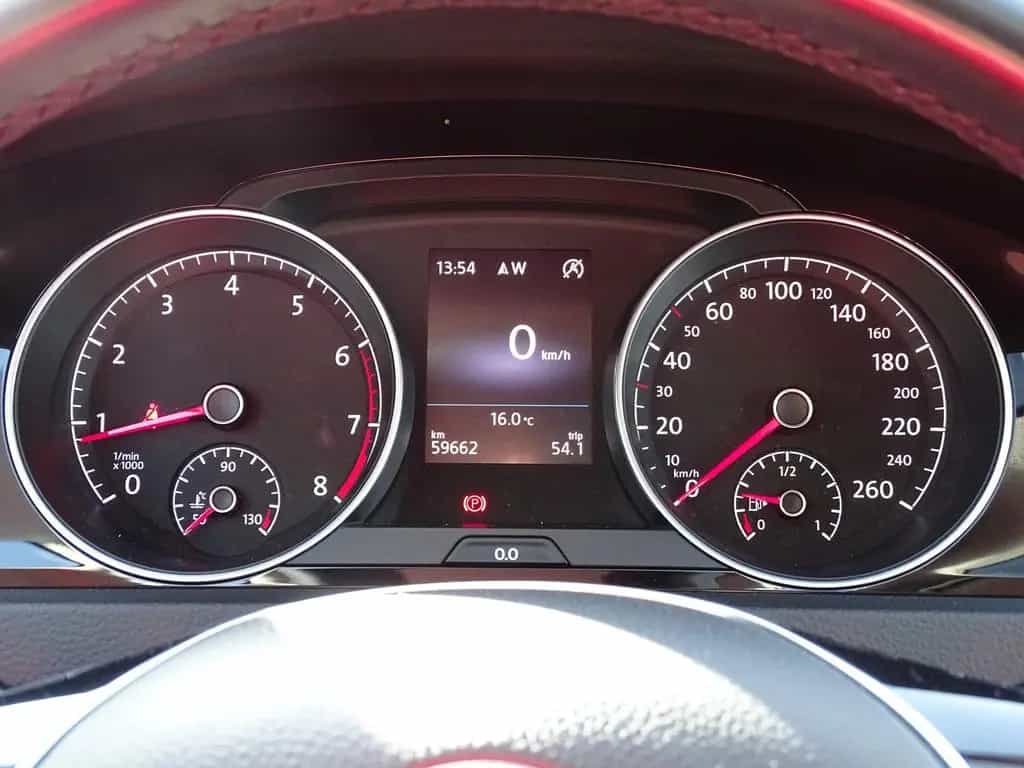 Volkswagen Golf VII 1.4 TSI Highline LED Navi Panorama PDC 05/2018-photo-20